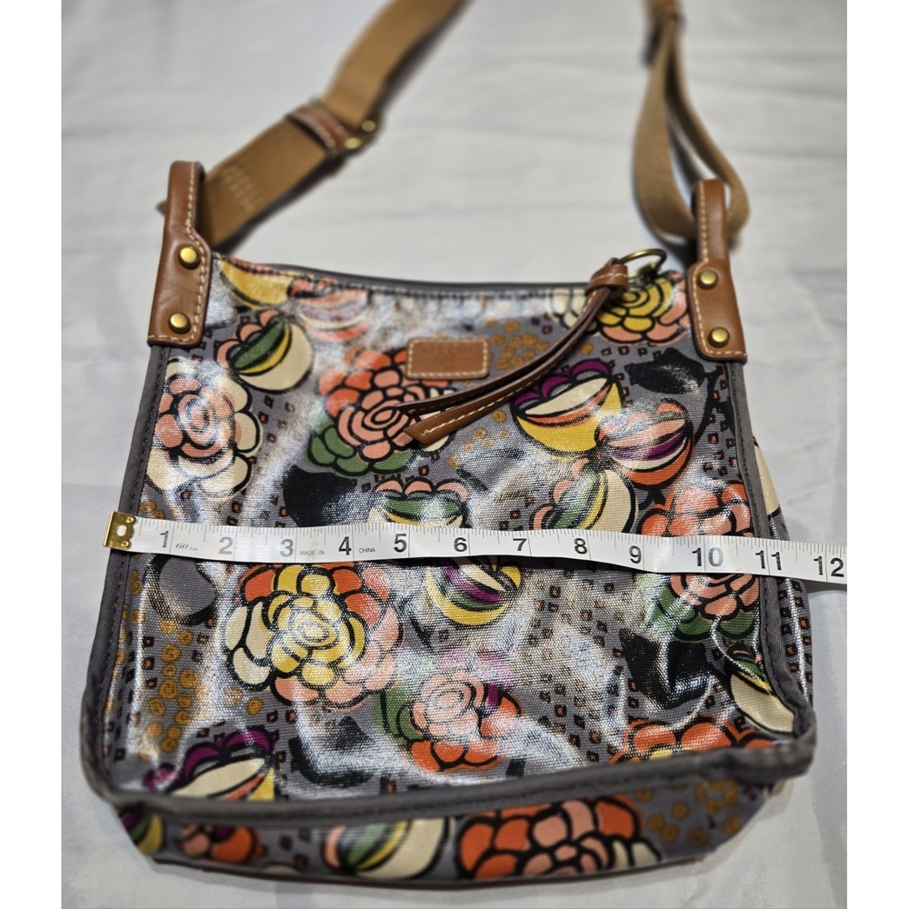 Vtg Fossil Key-Per Crossbody Bag Floral Grey Brown Oilcloth Medium Durable Zip - Picture 6 of 11